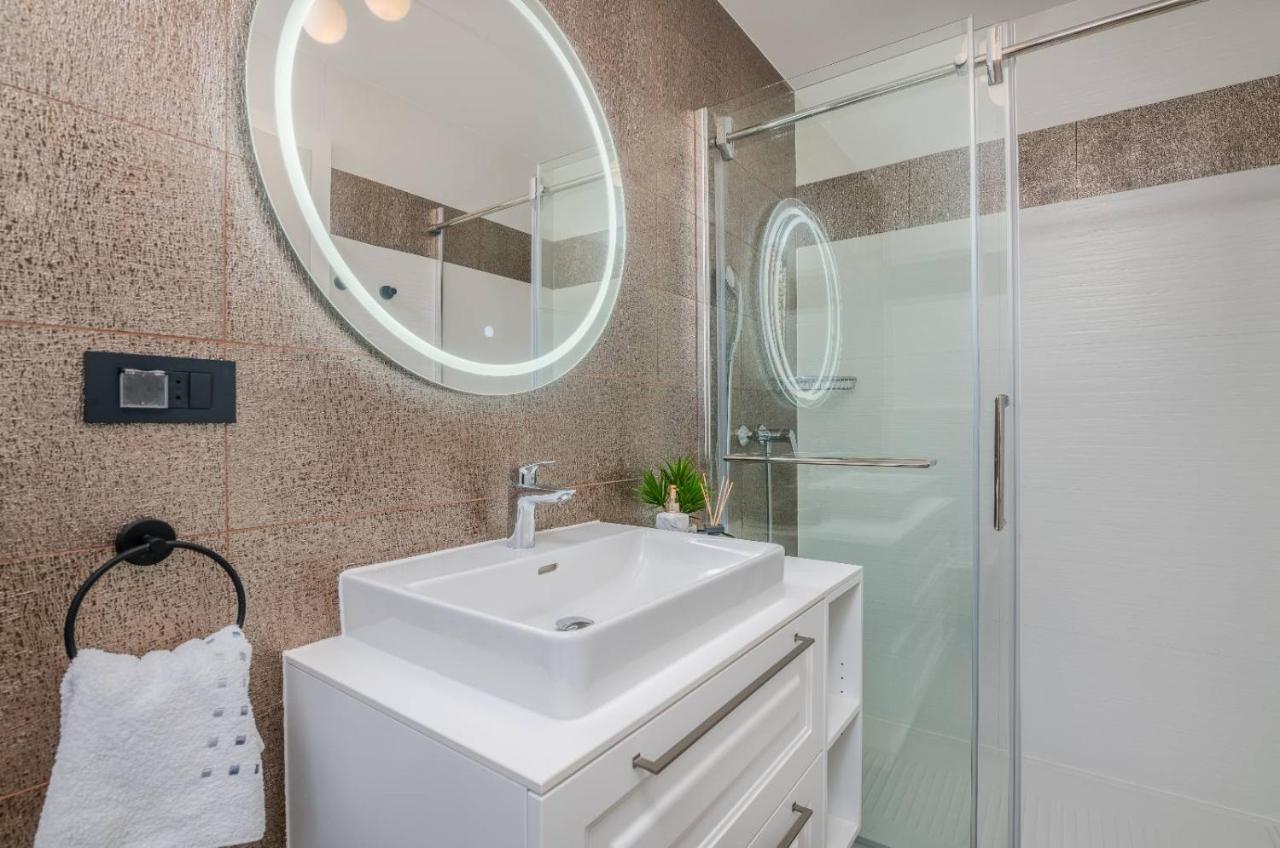 Villa Njivice Apartman Marina Экстерьер фото