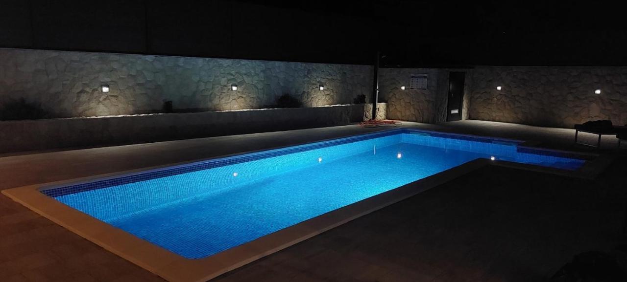Villa Njivice Apartman Marina Экстерьер фото